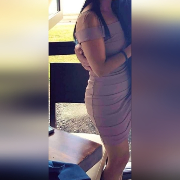 Dress - Picture 5 of 5